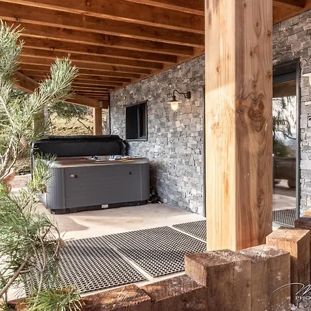 Chalet Chalet 15 Pers Le Pourquoi Pas Grand Standing 5 Etoiles Jacuzzi Sauna 5 Chambres Salle De Bains Privatives *