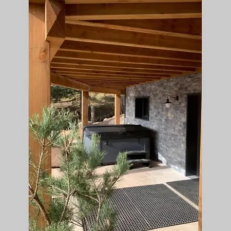 Chalet 15 Pers Le Pourquoi Pas Grand Standing 5 Etoiles Jacuzzi Sauna 5 Chambres Salle De Bains Privatives Chalet *
