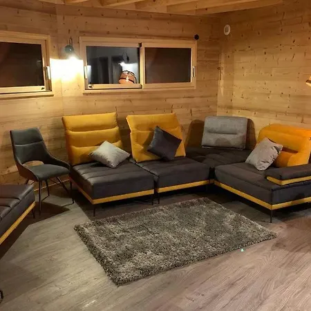 Chalet 15 Pers Le Pourquoi Pas Grand Standing 5 Etoiles Jacuzzi Sauna 5 Chambres Salle De Bains Privatives * La Bresse