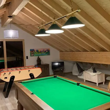 Chalet Chalet 15 Pers Le Pourquoi Pas Grand Standing 5 Etoiles Jacuzzi Sauna 5 Chambres Salle De Bains Privatives La Bresse