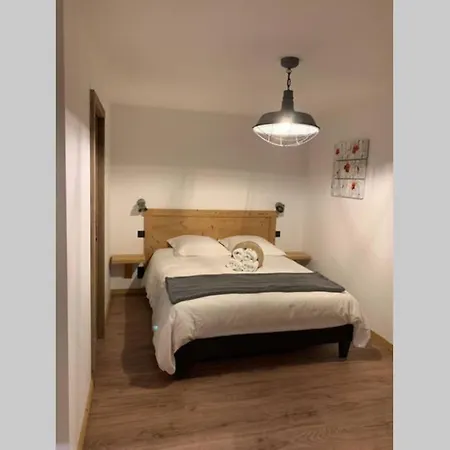 Chalet Chalet 15 Pers Le Pourquoi Pas Grand Standing 5 Etoiles Jacuzzi Sauna 5 Chambres Salle De Bains Privatives